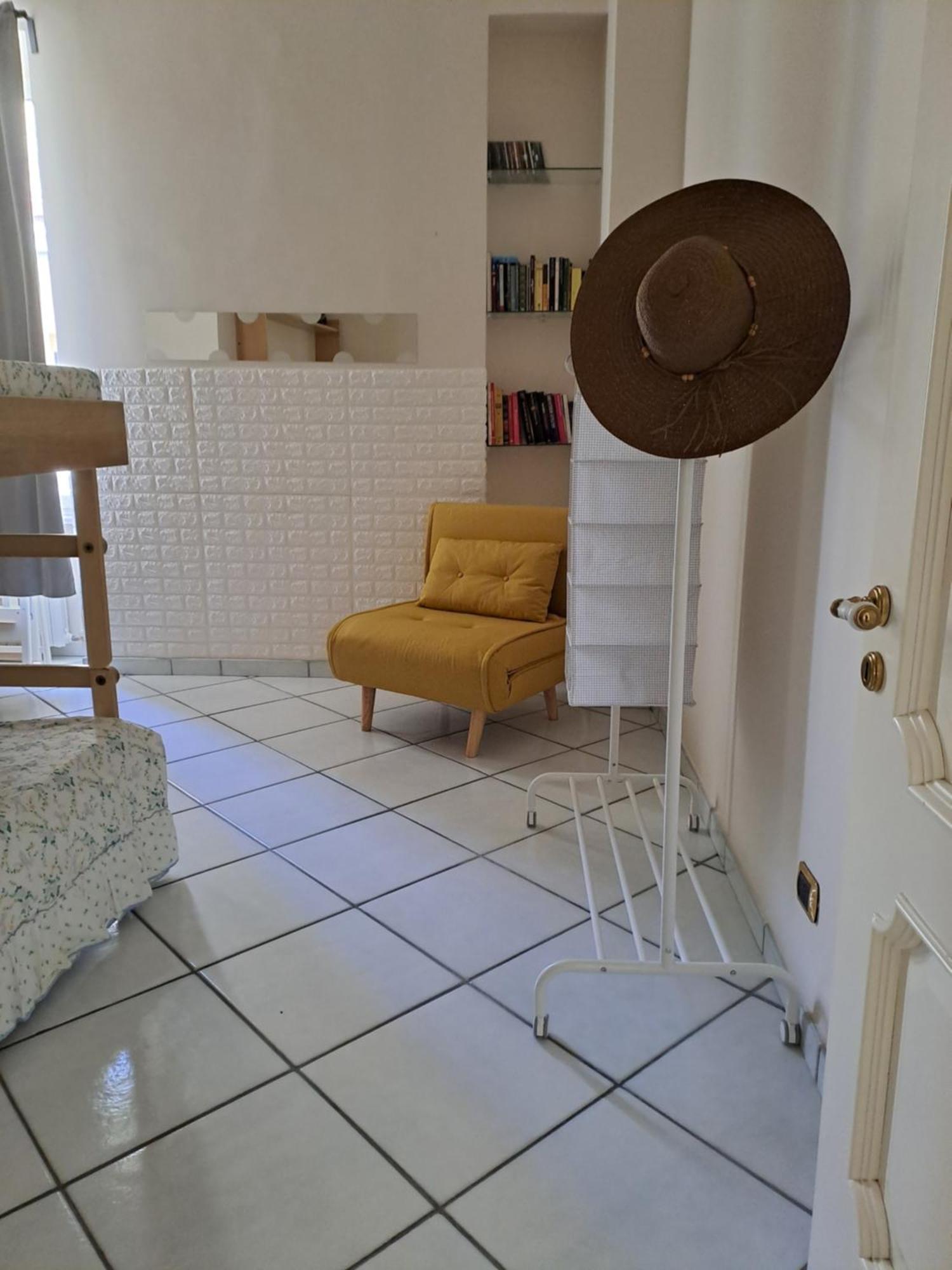 Grimaldi Apartment Salerno Exteriör bild